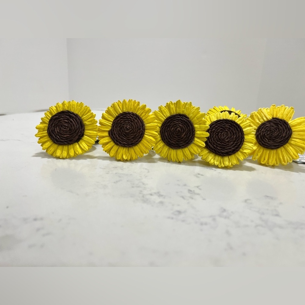 Sunflower Napkin Rings set 6 - Picture 2 of 6
